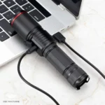 Torche rechargeable 20W avec éclairage puissant et varié