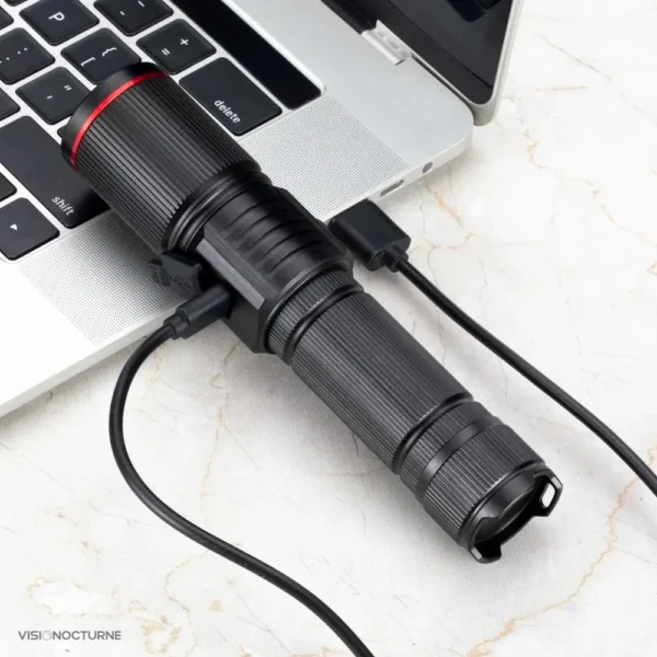Torche rechargeable 20W avec éclairage puissant et varié