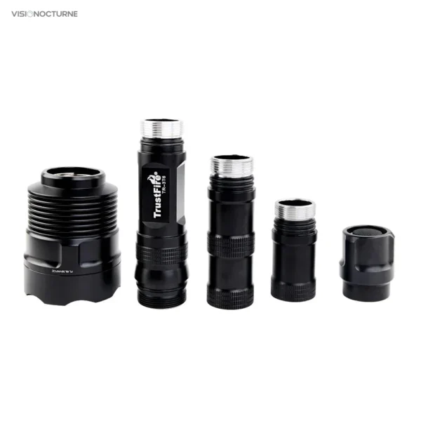 Lampe puissante avec 5 modes tactiques